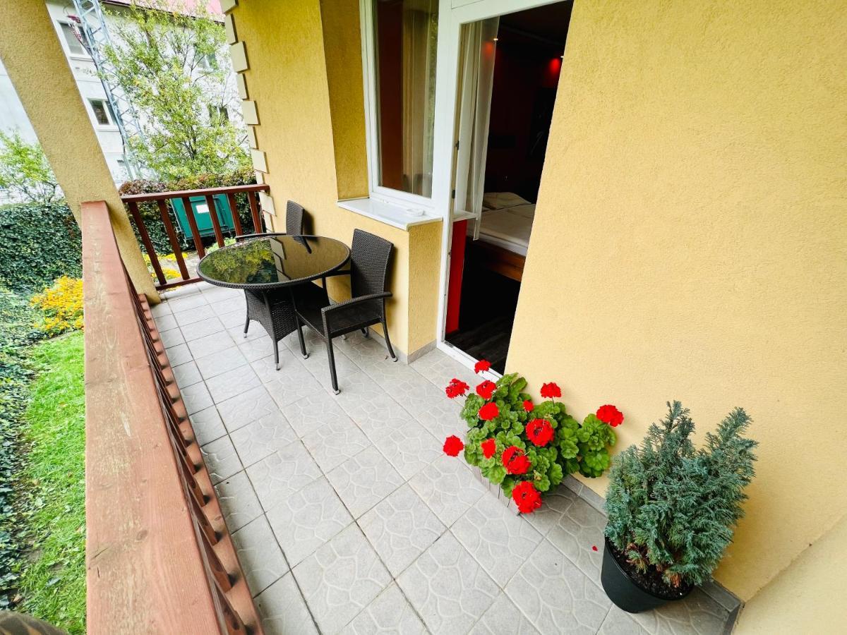 Privat Adriana Apartment Kremnica Ngoại thất bức ảnh