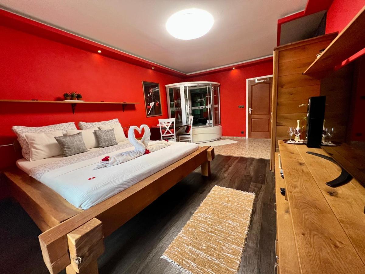 Privat Adriana Apartment Kremnica Ngoại thất bức ảnh
